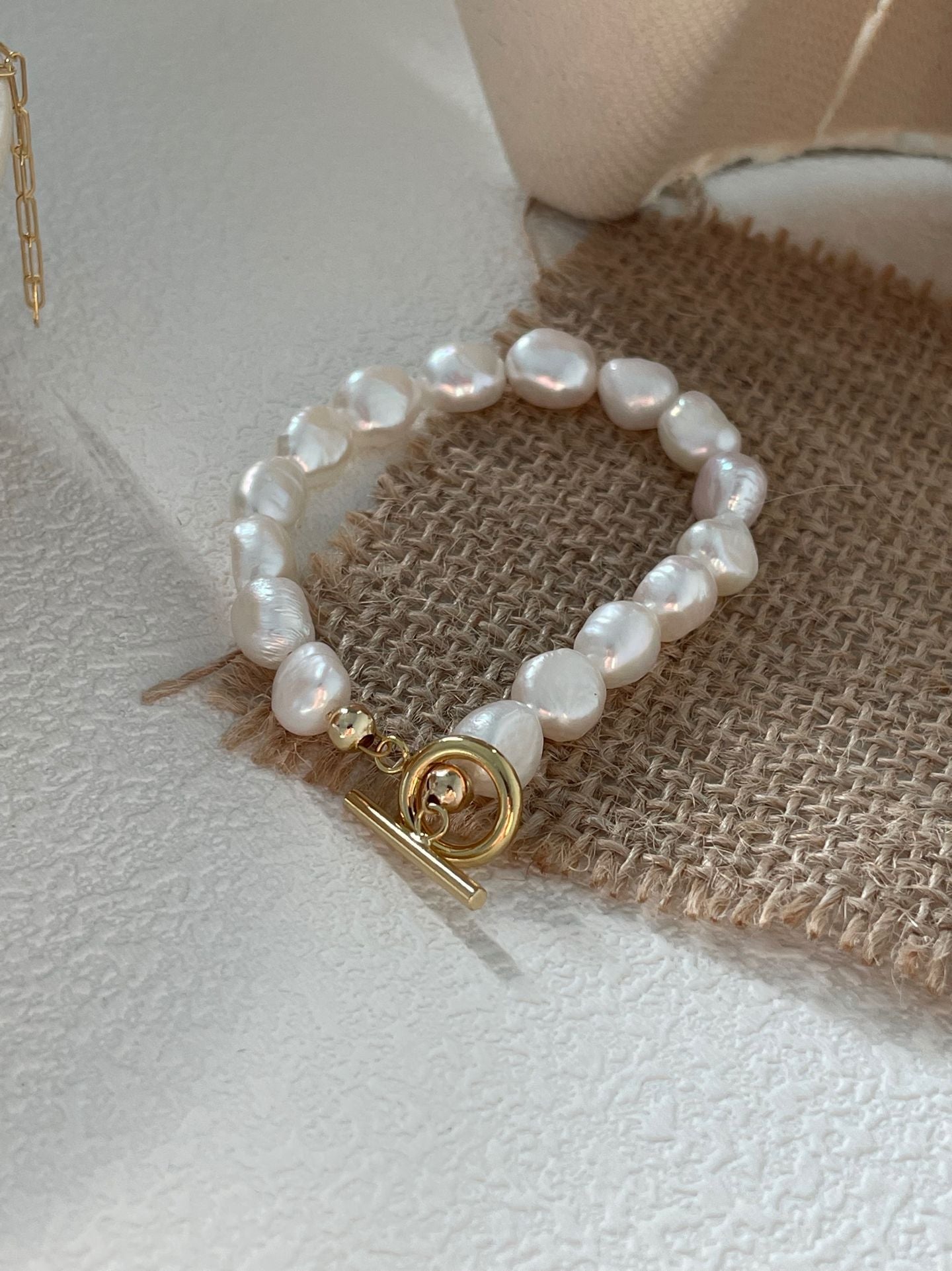 Baroque Pearl Bracelet