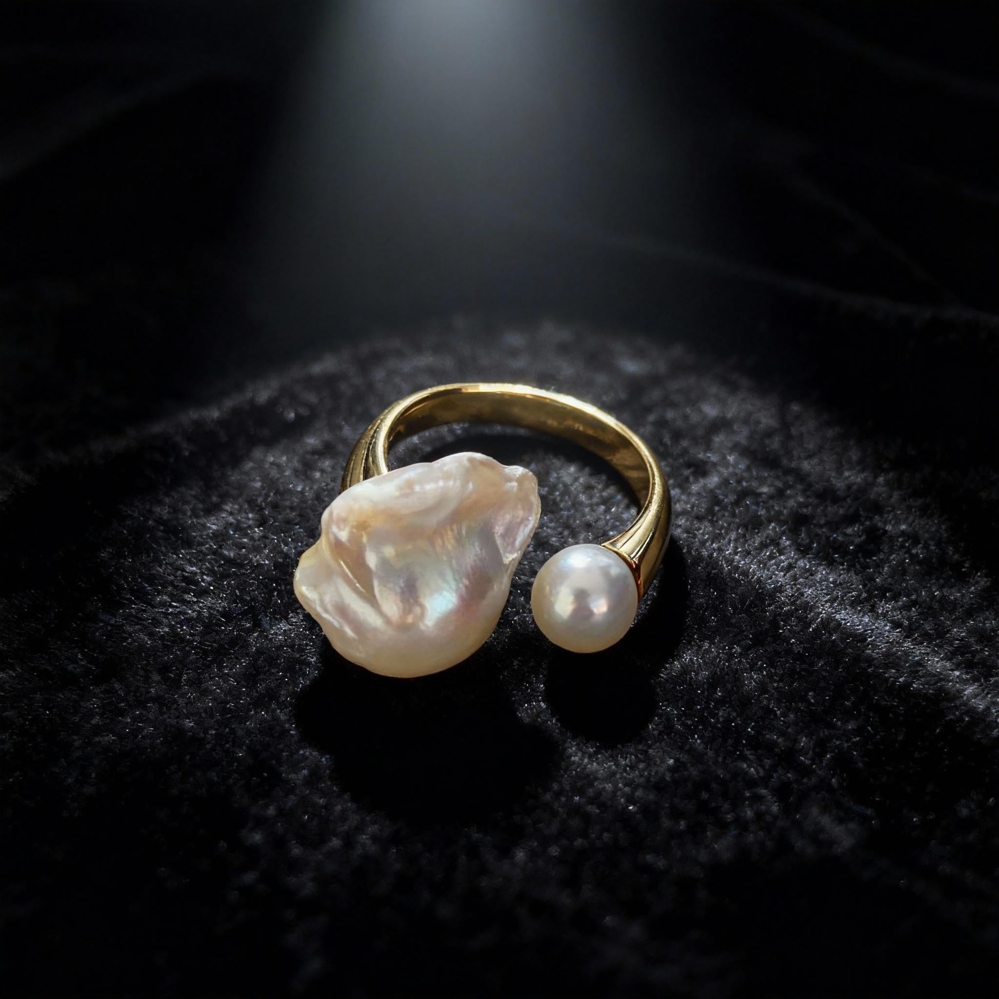 'Sister' Baroque & Round Pearl Open Gold Ring